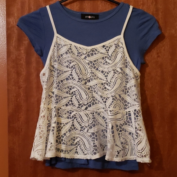 Amy Byer Other - Girl's layered top